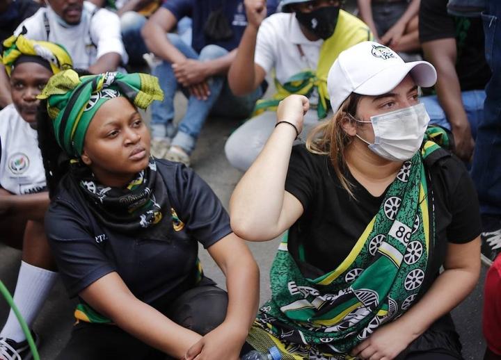Student funding a national crisis, says Wits Vice-Chancellor in wake of protests  over fees | News24