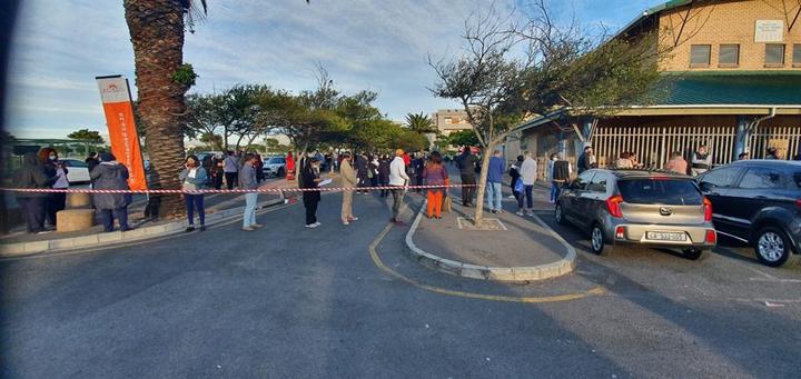 Long queues for Covid-19 vaccines in Cape Town.