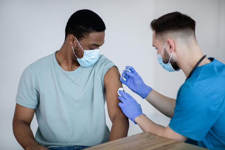 Cosatu against mandatory vaccination at work places